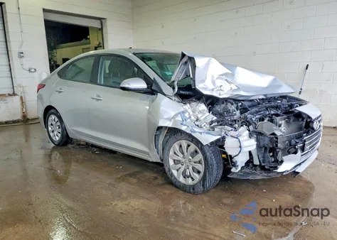 2021 Hyundai Accent Se z USA, uszkodzony, nr VIN 3KPC24A65ME144965